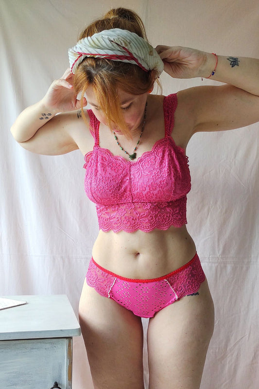 Bombacha vedetina broderie en modelo – Qué Tupé