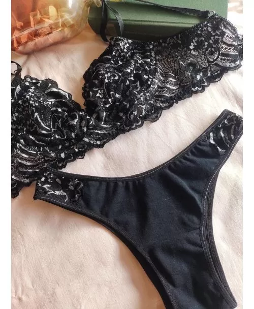Vedetina Hada Negra