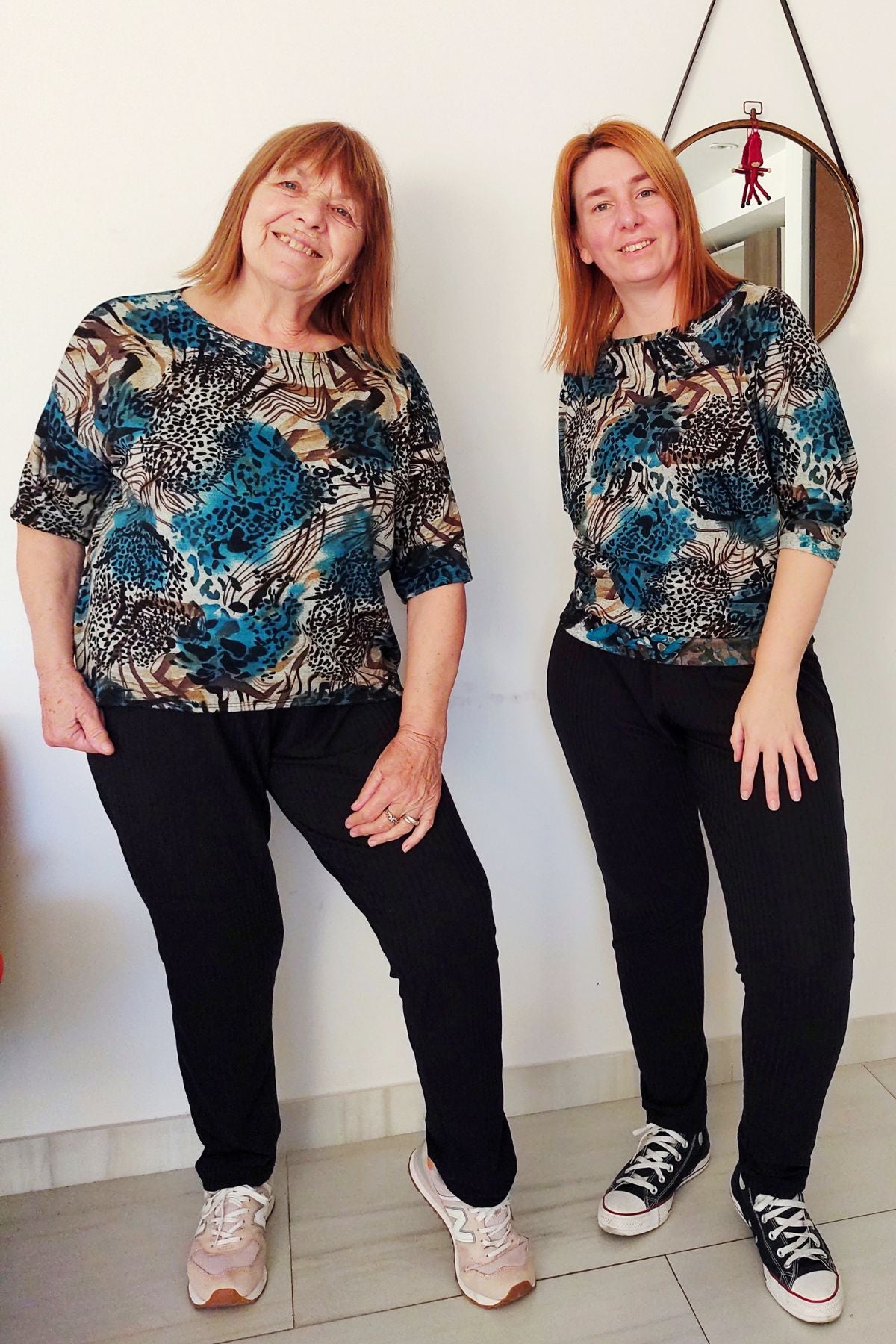Conjunto homewear buzo lanilla estampada y pantalon negro largo morley