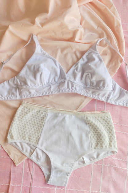Culotte Cachetero, bombacha trusa, tiro medio algodón blanco premium, vista frontal