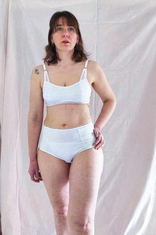 Bombacha tipo trusa, en algodón con lycra blanco