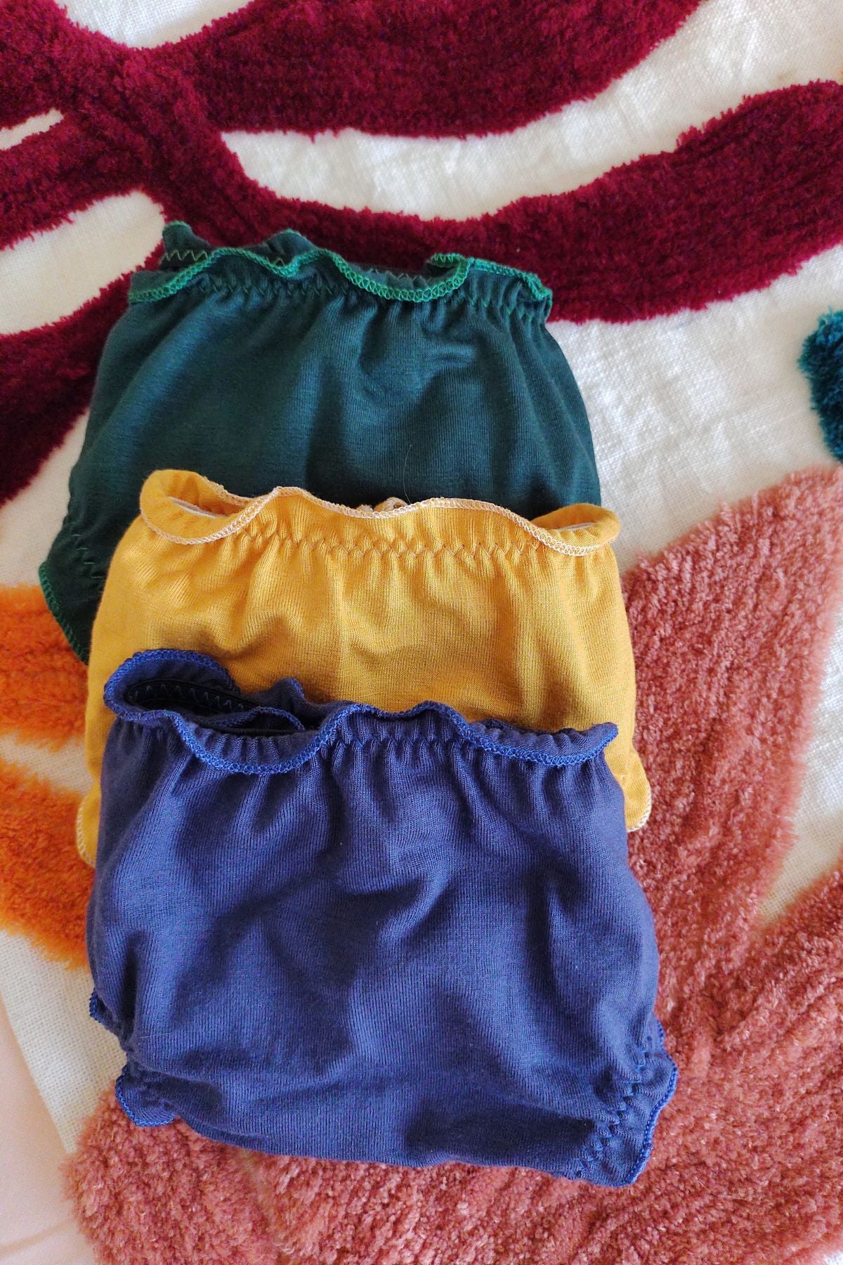 Detalle volados Set tres bombachas Fru Fru Bosque – Qué Tupé