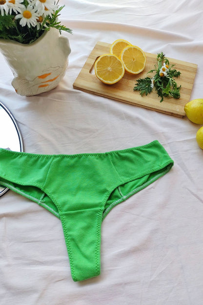 Detalle delantero culotte less ilusión verde, algodón con lycra
