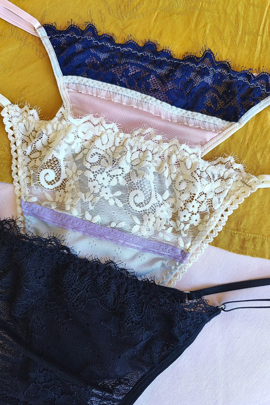 Set tres tangas tiro alto x3 – Qué Tupé