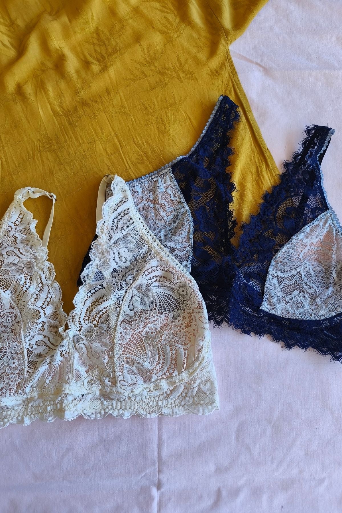 Pack x2 Corpiño Encanto talle 105 vista cercana – Qué Tupé