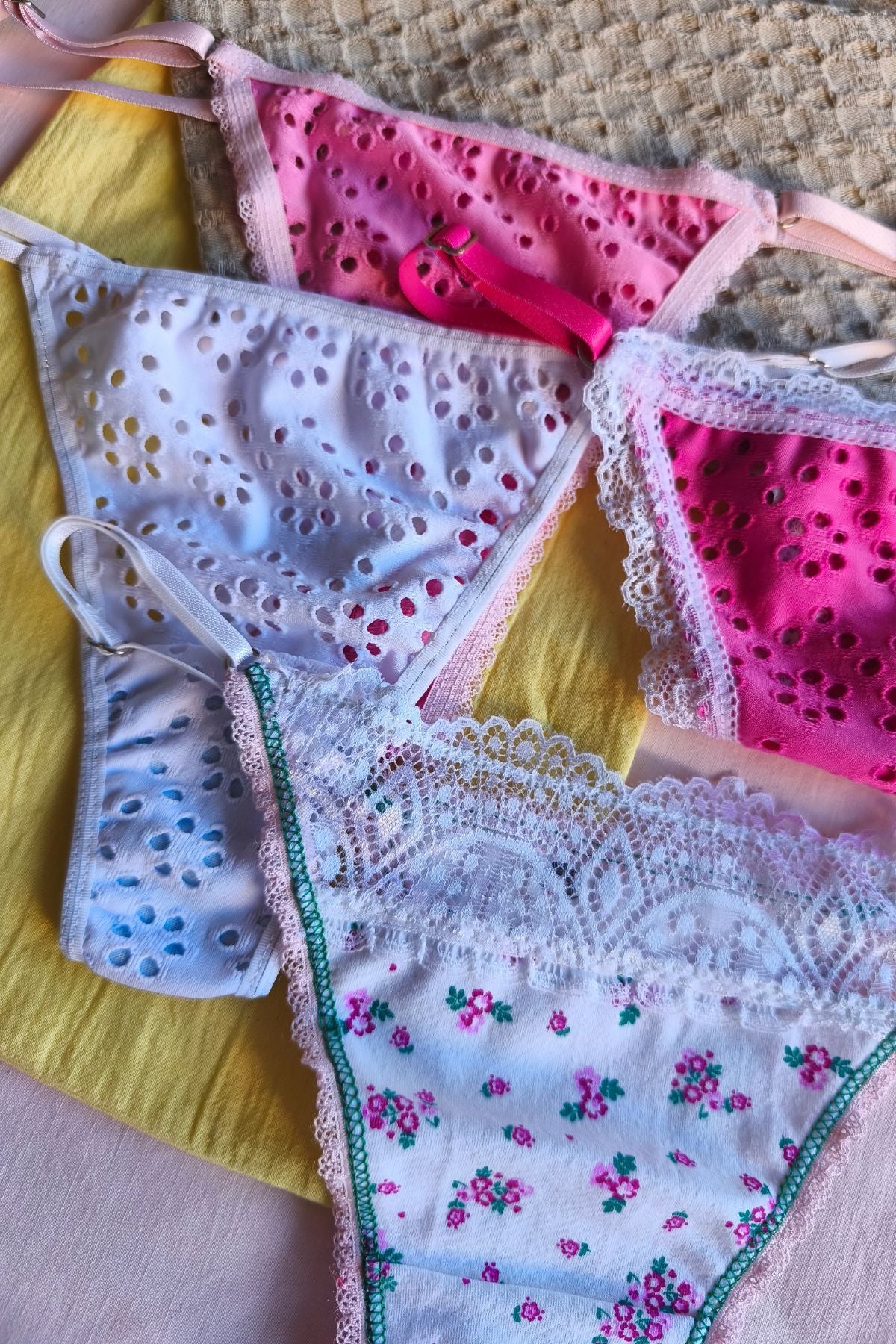 Pack x4 bombachas less tiro medio – Qué Tupé